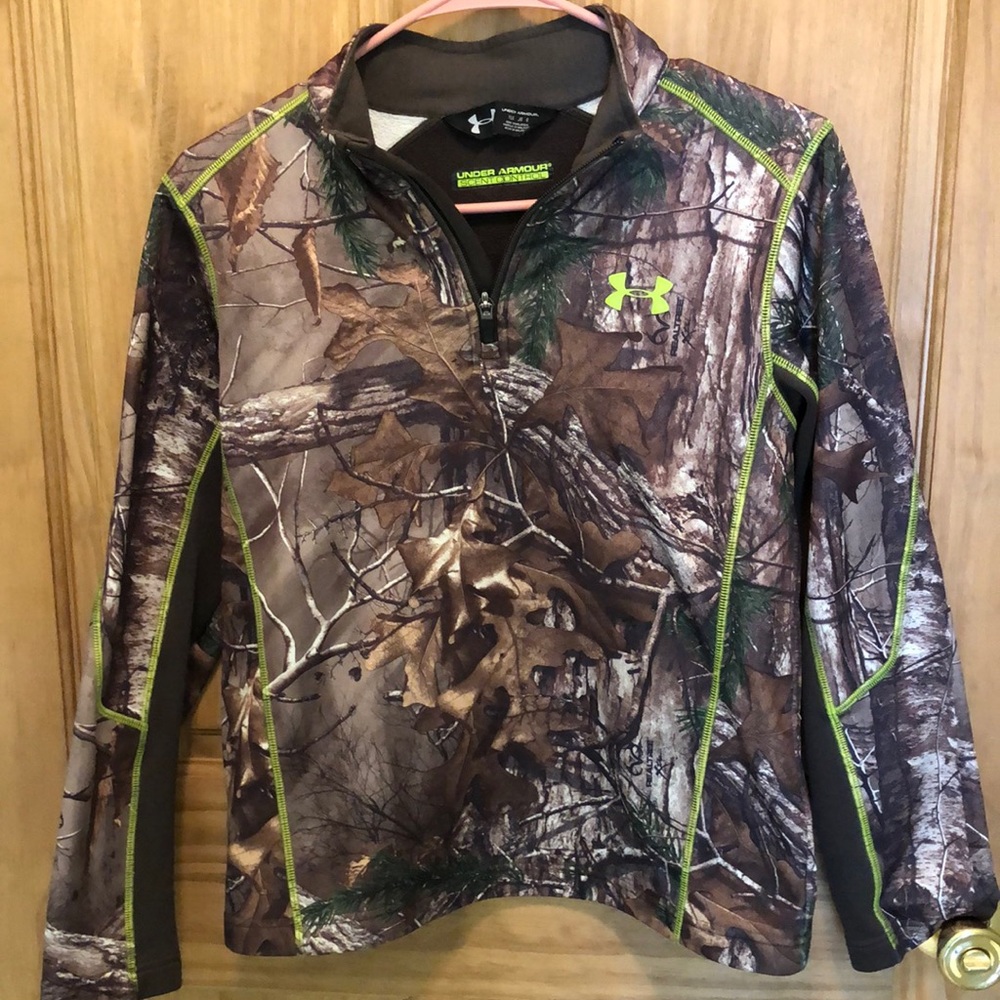 UA 1/4 zip pullover